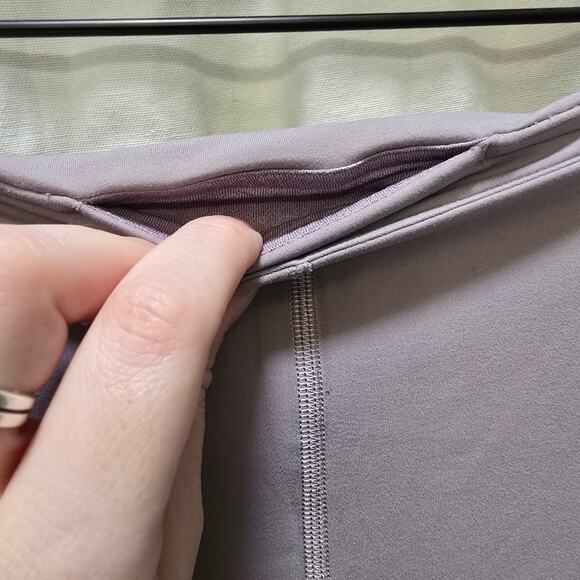 Lululemon In The Groove Flare Pant in Violet Verbena size 4 - Picture 10 of 13